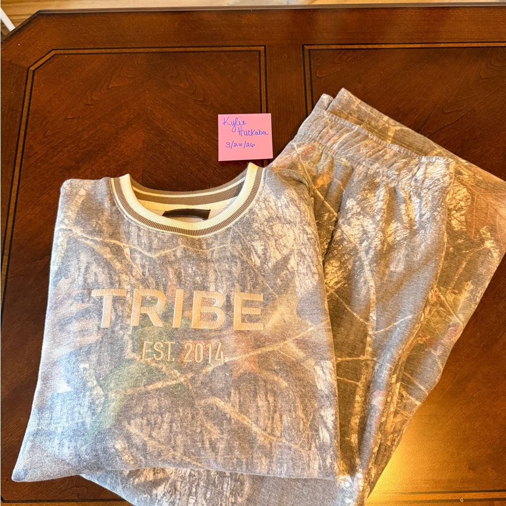 TRIBE Est. 2014 Set